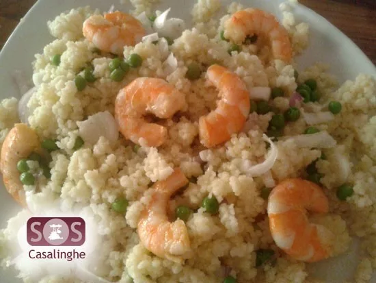 Couscous con gamberetti e piselli