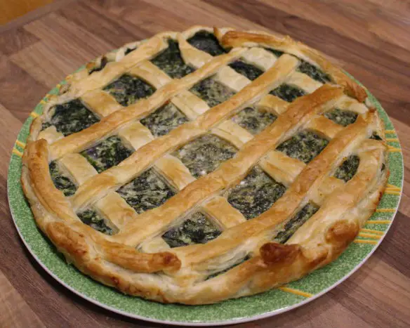 Torta salata con spinaci e ricotta